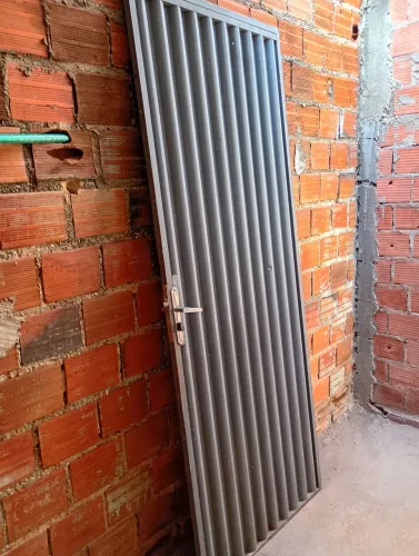 Porta de ferro PRA HOJE