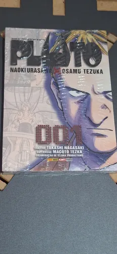 Mangá Pluto Vol 01 Lacrado (Naoki Urasawa e Osamu Tezuka)