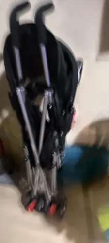 Carrinho De Bebê Passeio Guarda Chuva Preto