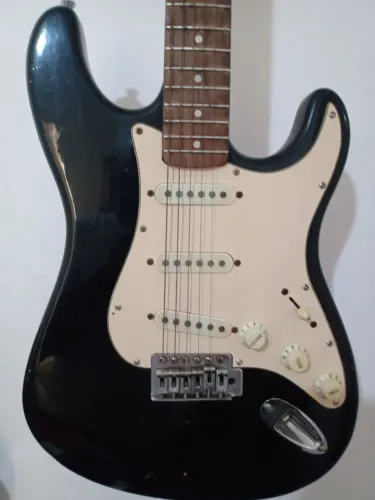 GUITARRA Shelter USA troca-se