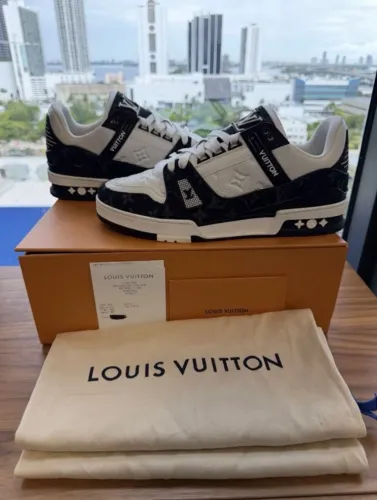 Tênis Louis Vuitton Trener