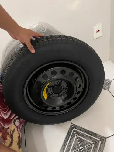 Roda com pneu step aro 16 furação 5x114