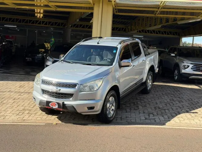 Chevrolet S10 Pick-up LTZ 2.8 TDI 4X2 CD Dies. MEC 2013