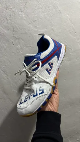 Lefus branco e azul tamanho 8.5