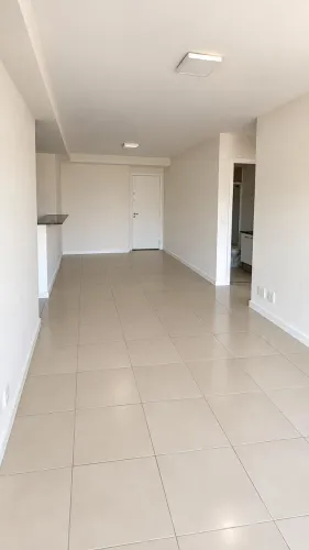 Apartamento à venda na Avenida dos Mananciais, Taquara, Rio de Janeiro - RJ