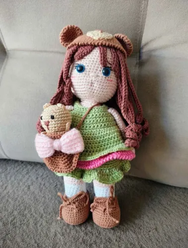 Boneca de Amigurumi 