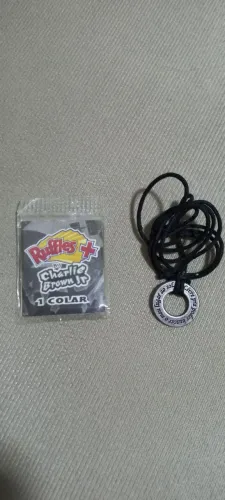 Colar Ruffles Charlie Brown Jr 