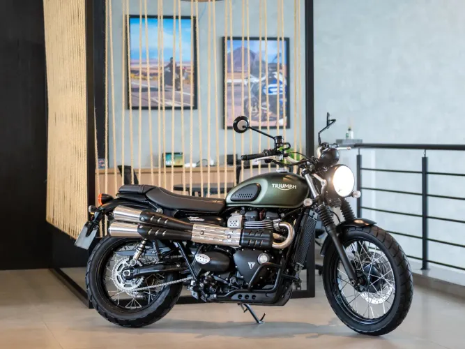TRIUMPH STREET SCRAMBLER 900 2018