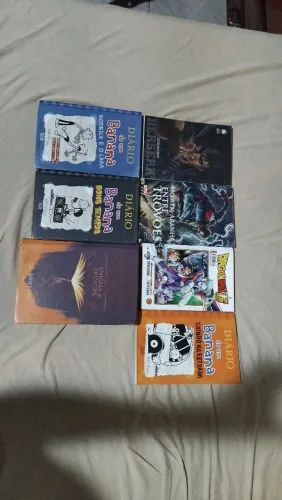 Livros e mangás usados