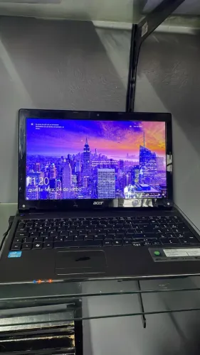 Notebook Acer i3