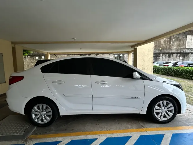 Hyundai HB20S C.plus/c.style1.0 Flex 12V Mec. 4P 2016