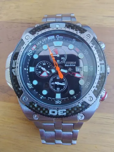 Citizen Aqualand Carbon muito novo