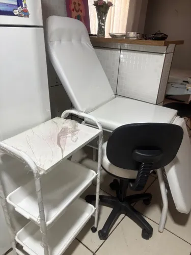 Maca 3 posições para Studio, com Mocho e Carrinho Auxiliar