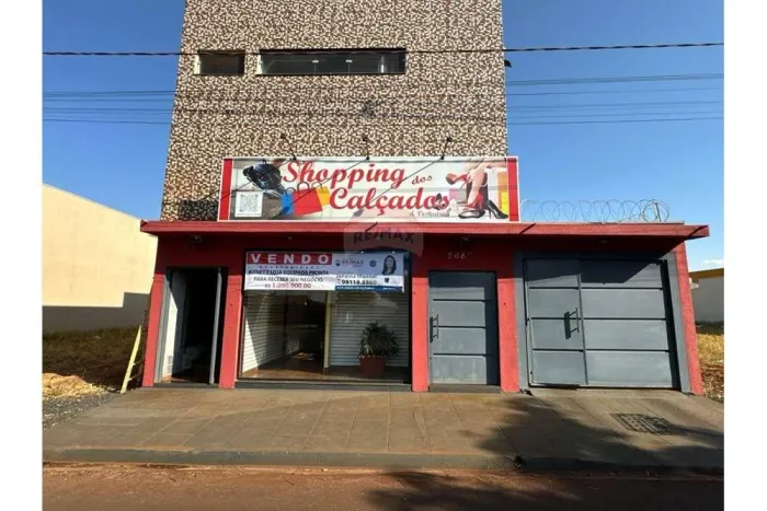 Ponto Comercial com 150m² - ( passa-se o ponto) Centro - Cravinhos