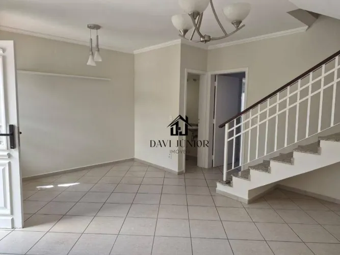 Casa com 3 dormitórios sendo 1 suíte para alugar, 150 m² por R$ 5.500/mês - Condomínio Gia