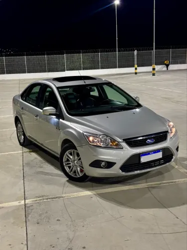 Ford Focus Ghia Sed. 2.0 16v/ 2.0 16V Flex 4P 2009