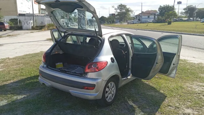 Peugeot 207 XR Sport 1.4 Flex 8V 5P 2010