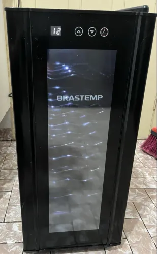 ADEGA BRASTEMP 110V 