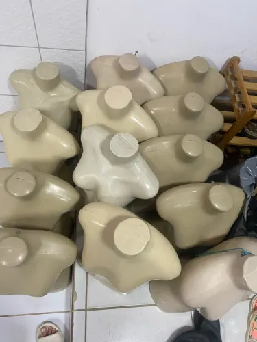 Vendo Manequins Busto