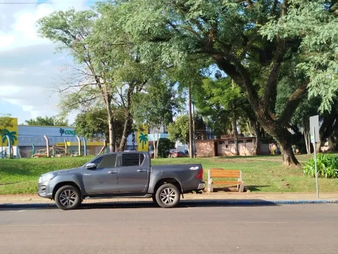 Toyota Hilux CD SRV 4X4 2.8 TDI Diesel Aut. 2019