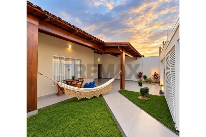 CASA À VENDA CONDOMÍNIO MONT SERRAT III