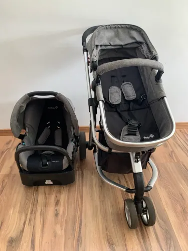 Carrinho de Bebê Mobi Safety First 1st- R$ 800,00
