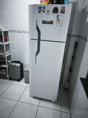 Geladeira Electrolux Frost Free Duplex 310L Branca