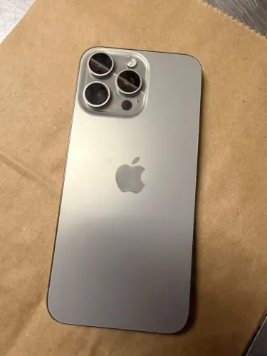 iPhone 15 pro Max 256gb 92%