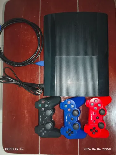 Ps3 desbloqueado - com 3 controles
