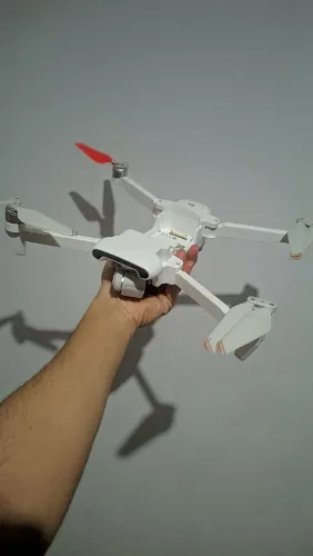 Drone tanke de guerra fimi x8 tele