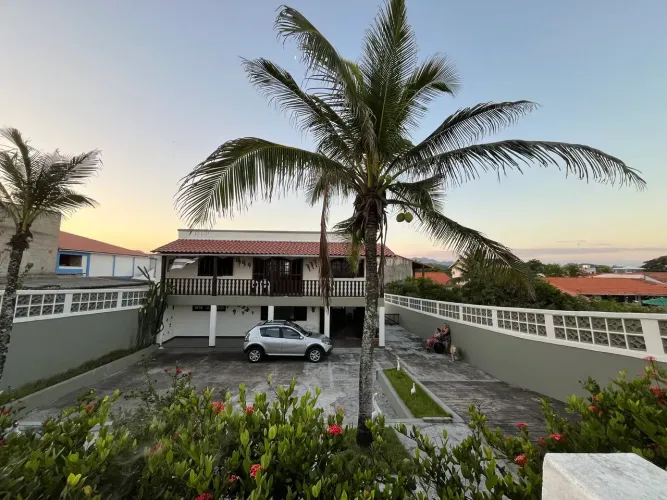 Linda casa na beira da praia em Saquarema