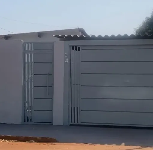 Tenho 2 casas em Sidrolândia para trocar por casa em Campo Grande 