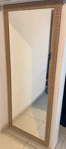 Espelho grande com moldura decorativa 1.70m