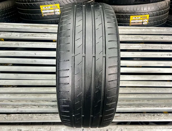 Pneu 225/40/18 Roadstone Eurovis Sport 04 / Pneu 225/40R18