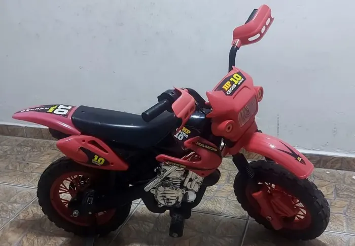 Moto elétrica infantil