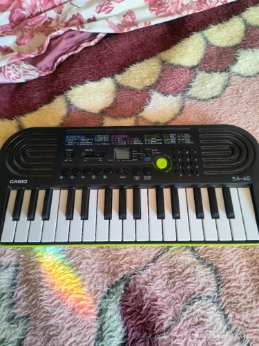 Teclado casio sa 46