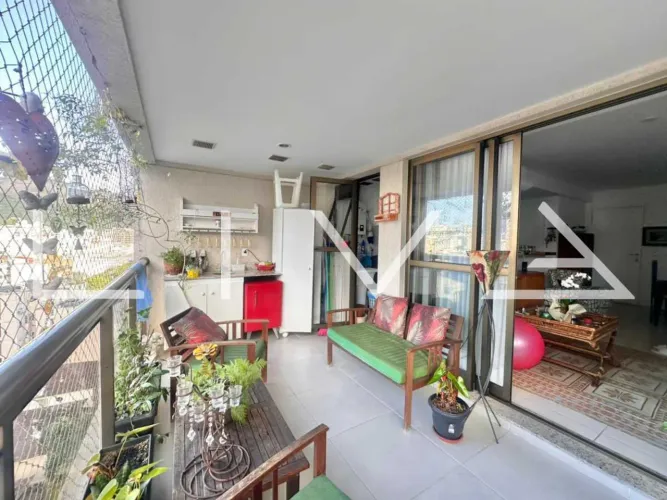 Apartamento sol da manhã à venda em Botafogo