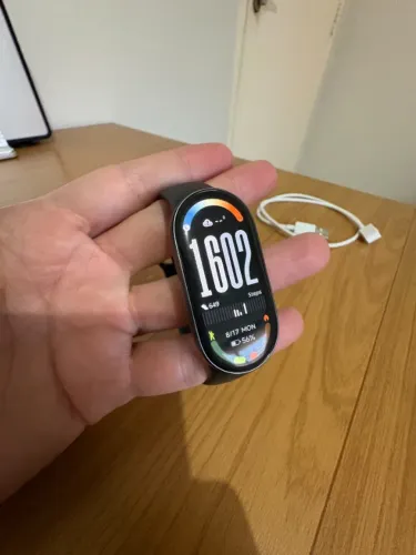 Mi band 10 - smart band