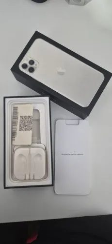 Iphone 11 Pro max 256gb, muito novo.