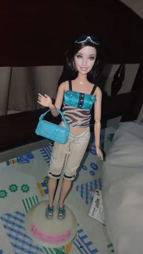 Boneca Barbie Raquelle Fashion Fever