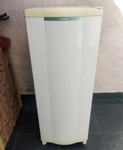 Geladeira Consul Degelo, conservada entrega grátis 
