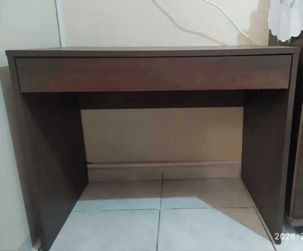 Mesa para notebook / escritório 