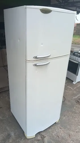 Geladeira Electrolux degelo automático dúplex