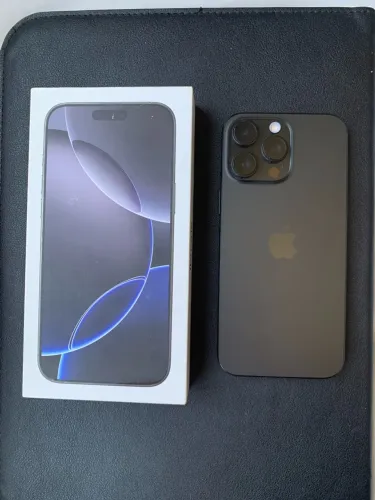 iPhone 16 Pro Max ZERADO 256gb Bateria 89%