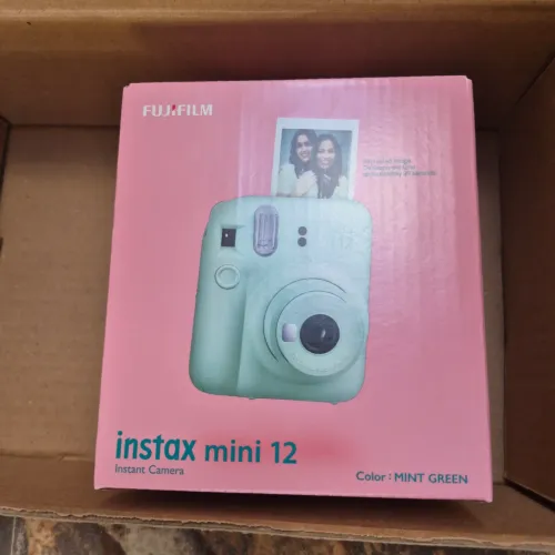 Câmera Instantânea Fujifilm Instax Mini 12 - Verde Menta (Nova na caixa)