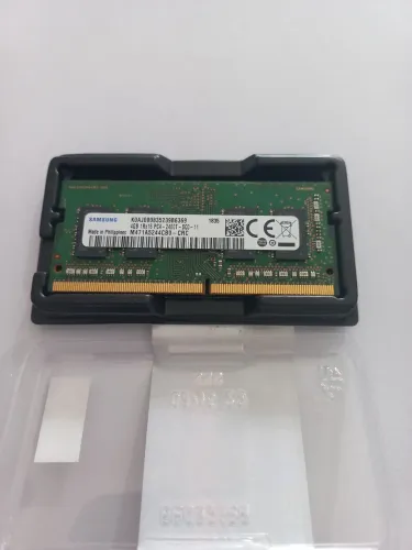 Memória Notebook Samsung 4 GB DDR4 2400T / Garantia