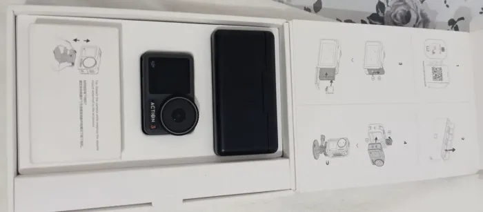Camera de Ação DJI Osmo Action 3 Adventure Combo Usada em Excelente Estado de Conservação.