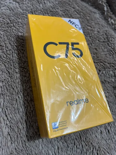 Celular realme c75