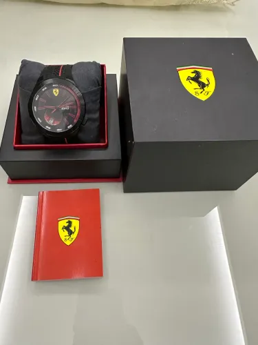 RELÓGIO SCUDERIA FERRARI REDREV EVO