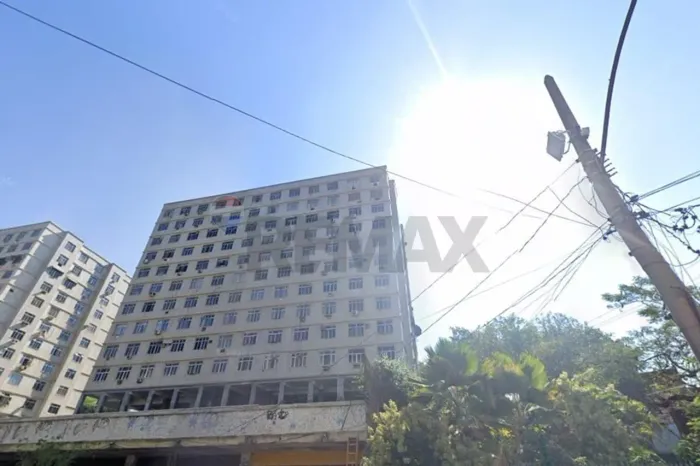 Apartamento de 3 Quartos 67m² Em Olaria - R. Delfim Carlos